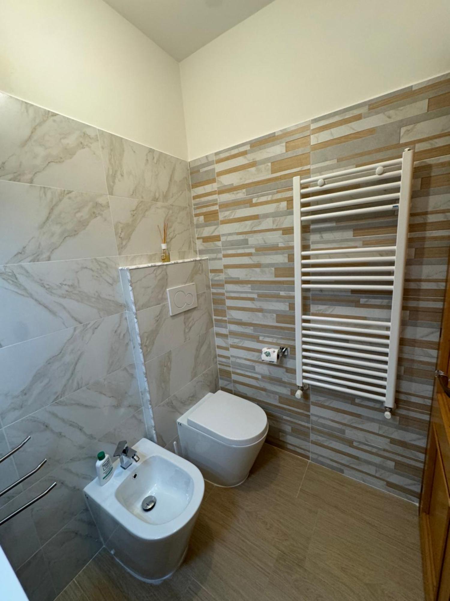 Apartamento Attico - Terrazza Su Castello Castel Di Sangro Exterior foto